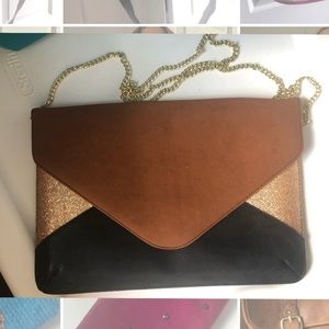 New Steve Madden clutch purse with removable strap